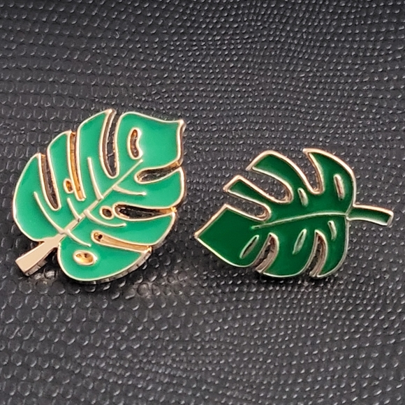 Green Leaves Enamel Pins - Picture 8 of 12